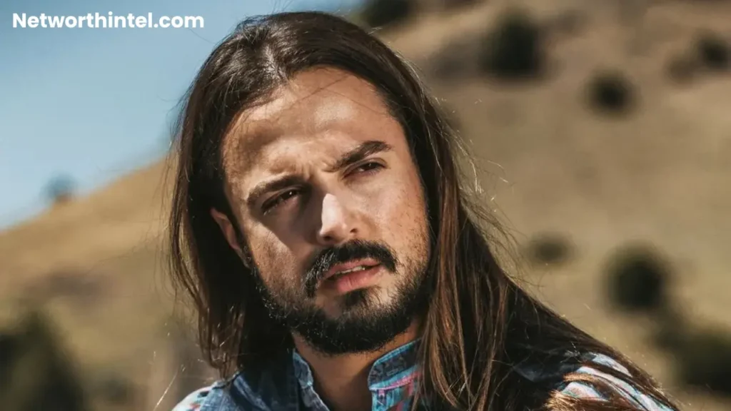 Ian Munsick Net Worth